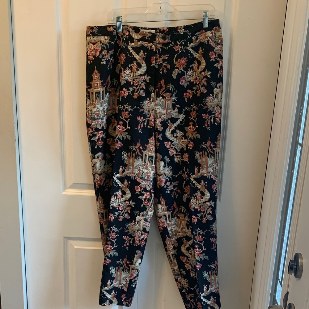 Floral Scenic Print Women’s Pants